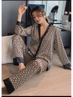 Отзыв на Пижама шелковая со штанами и рубашкой