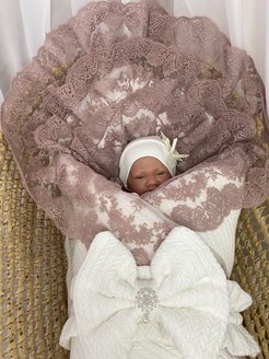 Отзыв на Пелёнка-уголок с кружевами для новорожденного